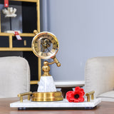 Wohnaccessoires Büro Ausstellungshalle Metallhandwerk Dreiecksuhr